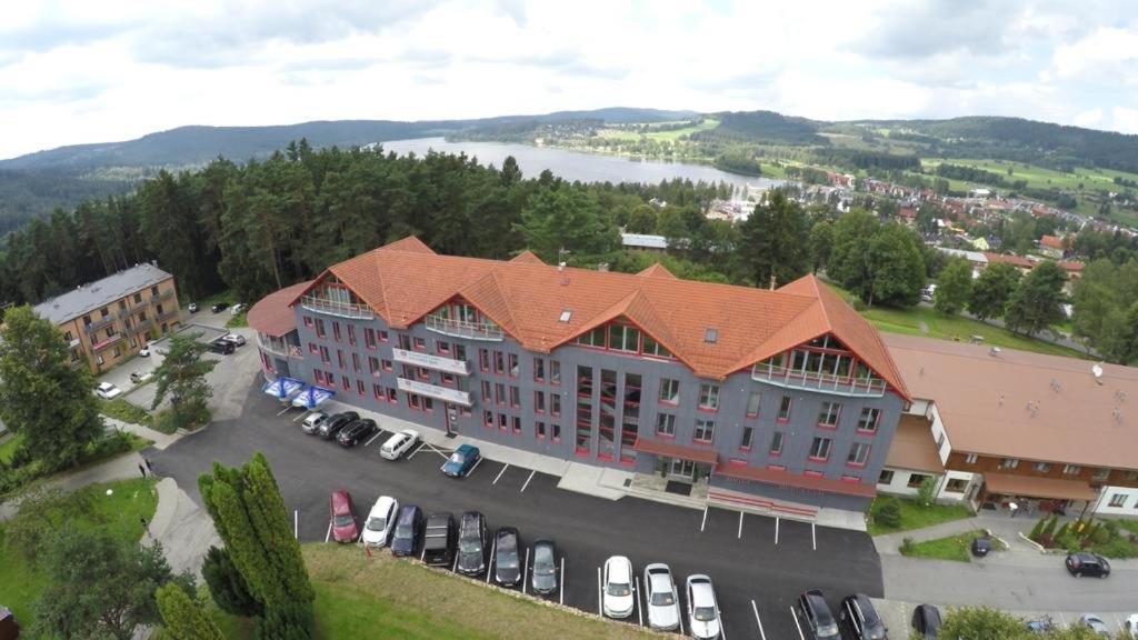 Hotel Bouczech Липно-над-Влтавой Экстерьер фото