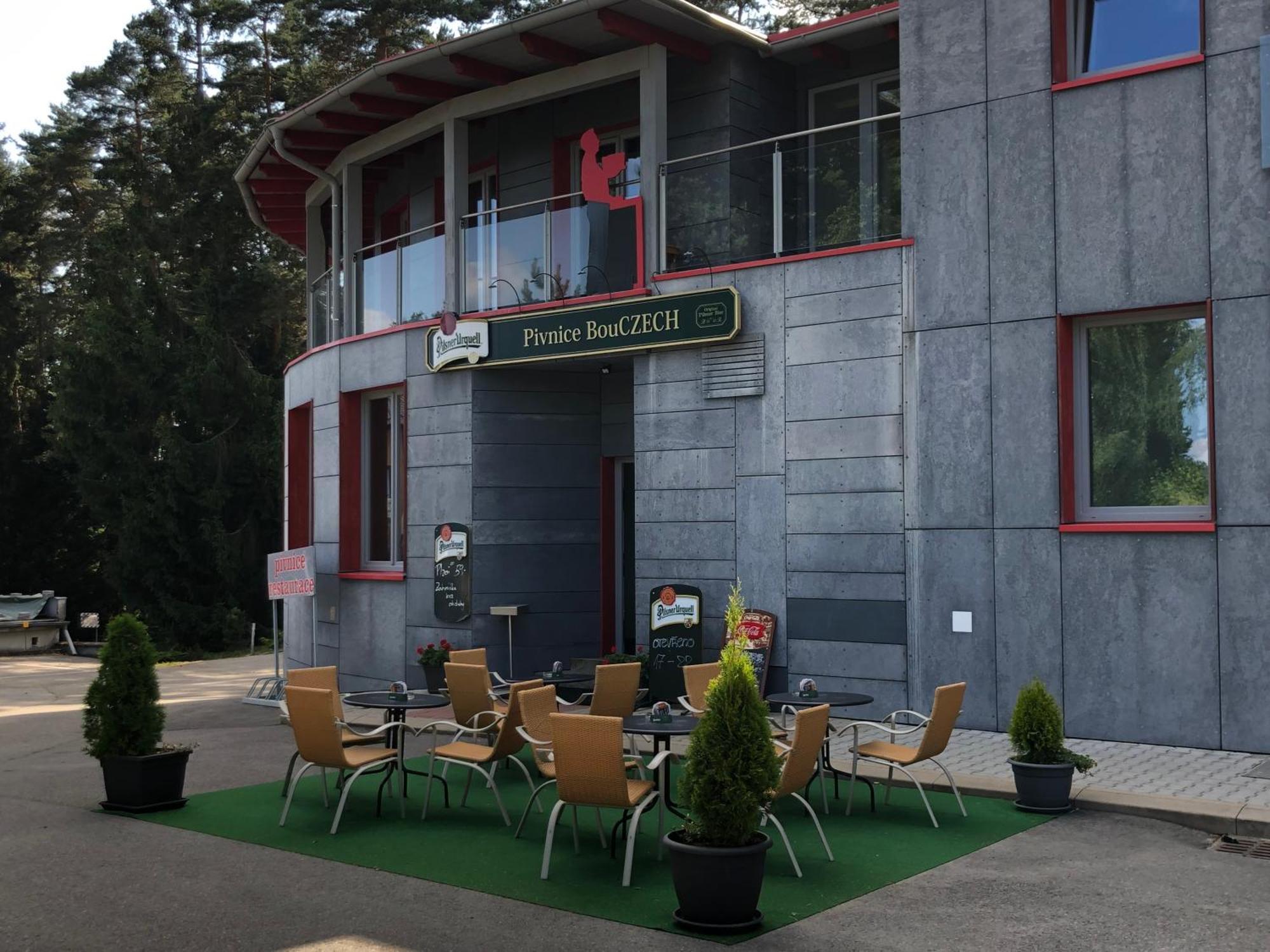Hotel Bouczech Липно-над-Влтавой Экстерьер фото